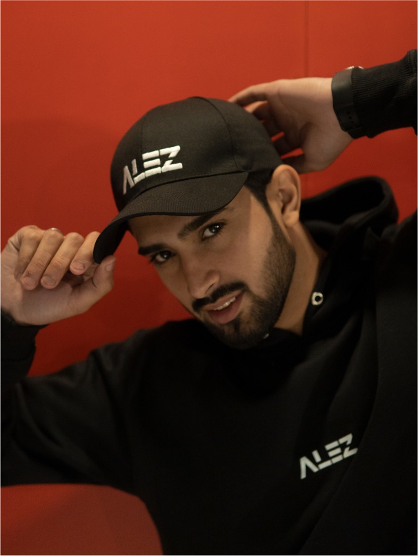 Custom sportswear accessories caps bags gym duffle Alez Industry
